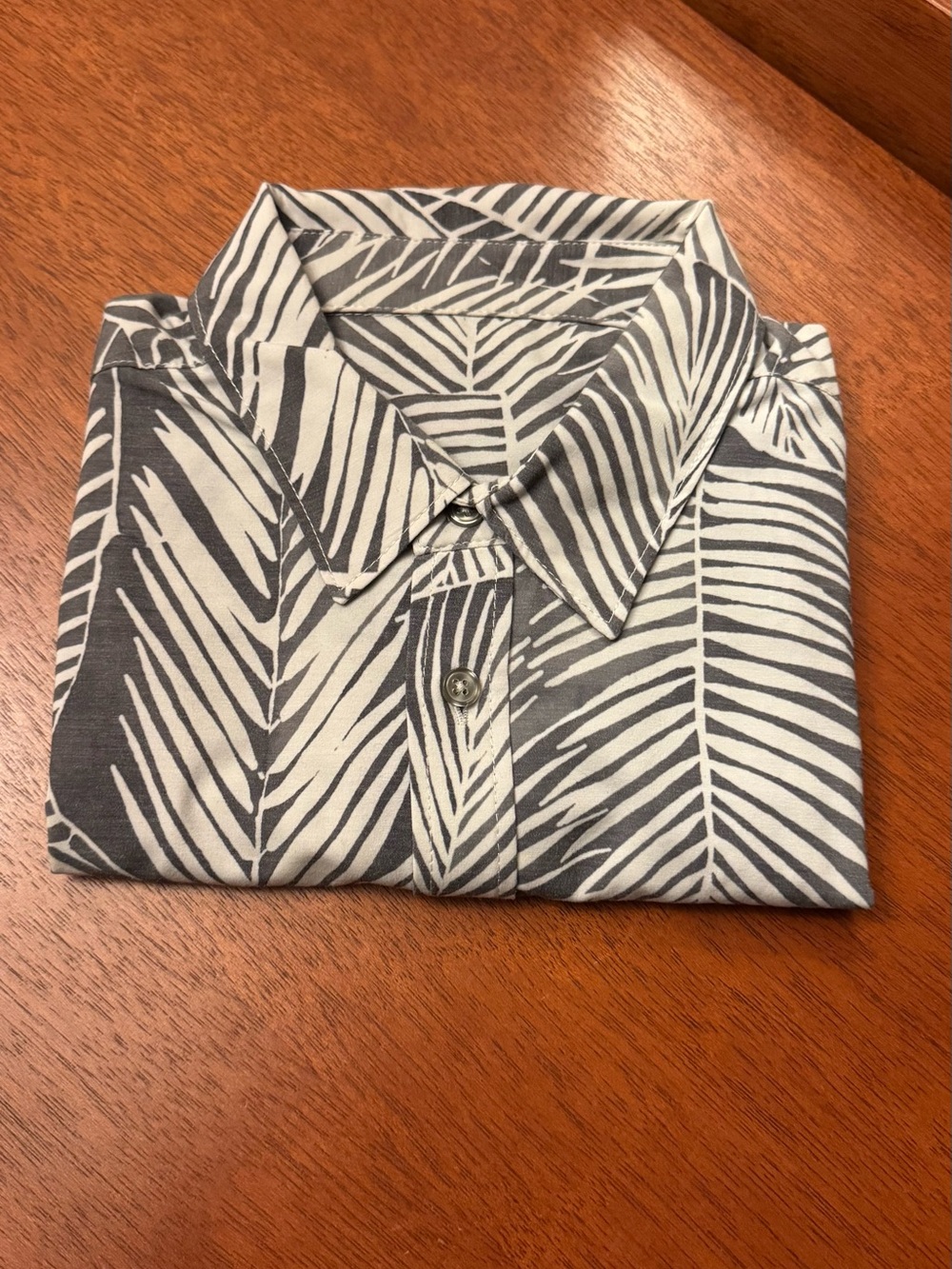 Vuori Gray & White Palm-Print Short Sleeve Button-Up